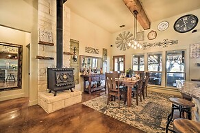 Secluded Country Hideaway w/ Fire Pit & Pool!
