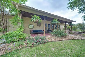 Secluded Country Hideaway w/ Fire Pit & Pool!