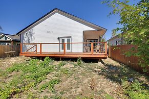 3 Mi to Lake Pend Oreille: Home w/ Deck & Yard