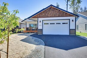 3 Mi to Lake Pend Oreille: Home w/ Deck & Yard