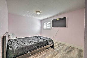 Modesto Home w/ Deck - 2 Mi to Vintage Faire Mall