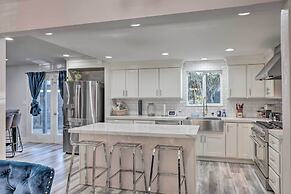 Modesto Home w/ Deck - 2 Mi to Vintage Faire Mall