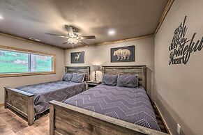 Ruidoso Cabin w/ Patio - Walk to Midtown!