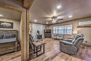 Ruidoso Cabin w/ Patio - Walk to Midtown!
