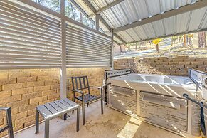 Ruidoso Cabin w/ Patio - Walk to Midtown!