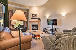 Ski-in/ski-out! Cozy Bellaire Resort Retreat!