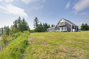 Shorefront House w/ Views, 14 Mi to Acadia NP