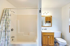 Shorefront House w/ Views, 14 Mi to Acadia NP