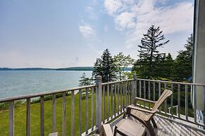 Shorefront House w/ Views, 14 Mi to Acadia NP