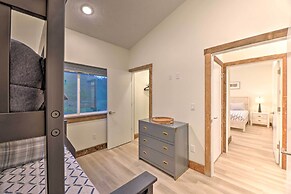 Sanderling Sea Cottages, Unit 5 w/ Ocean Views!