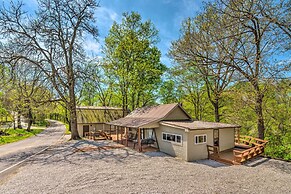 Stunning 2-building Rental - Walk to Marina!