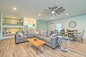 Stunning 2-building Rental - Walk to Marina!