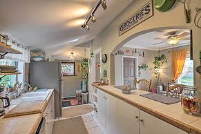 Stylish Woodfin Home w/ Backyard & Fire Pit