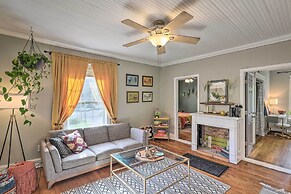 Stylish Woodfin Home w/ Backyard & Fire Pit