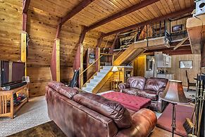 Serene Creekside Sheridan Getaway: Mountain Views!