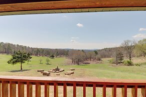 Ozark Mtn Views & Lake Access: Shirley Home