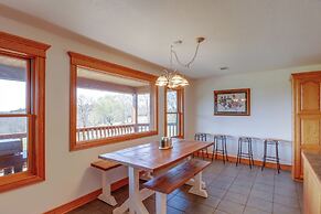 Ozark Mtn Views & Lake Access: Shirley Home