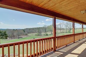 Ozark Mtn Views & Lake Access: Shirley Home