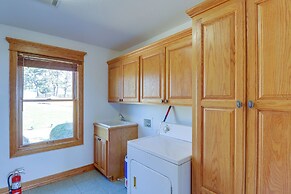 Ozark Mtn Views & Lake Access: Shirley Home