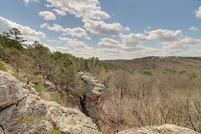 Ozark Mtn Views & Lake Access: Shirley Home