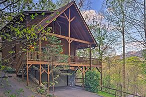 Spacious Maggie Valley Cabin w/ Hot Tub & MTN View