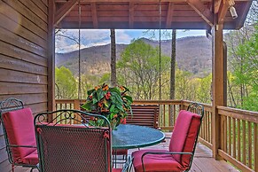 Spacious Maggie Valley Cabin w/ Hot Tub & MTN View