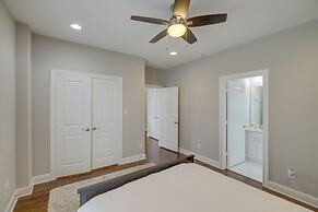 Spacious Houston Townhome ~ 5 Mi to Downtown!