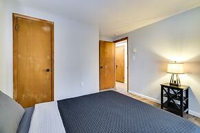 Poconos Chalet With Lake & Pool Access!