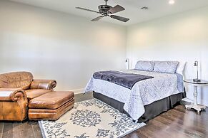 Spacious Texas Getaway w/ Fire Pit & Pond!