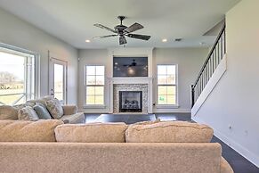 Spacious Texas Getaway w/ Fire Pit & Pond!