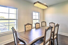 Spacious Texas Getaway w/ Fire Pit & Pond!