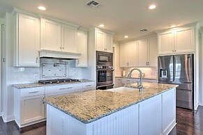 Spacious Texas Getaway w/ Fire Pit & Pond!