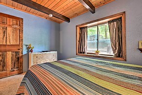 Swiss-style Chalet w/ Fireplace - Near Story Land!