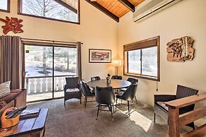 Swiss-style Chalet w/ Fireplace - Near Story Land!