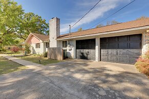 Vibrant Pass Christian Oasis - 3 Blocks to Beach!