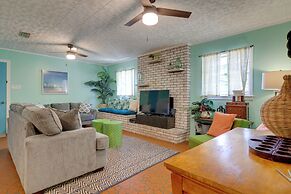 Vibrant Pass Christian Oasis - 3 Blocks to Beach!
