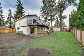 Vancouver Vacation Rental 16 Mi to Portland!