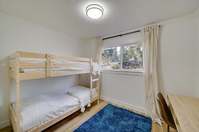 Vancouver Vacation Rental 16 Mi to Portland!