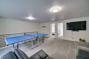 Vancouver Vacation Rental 16 Mi to Portland!