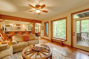 Hike On-site: Gem w/ Deck & Views in Burnsville