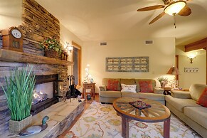 Hike On-site: Gem w/ Deck & Views in Burnsville