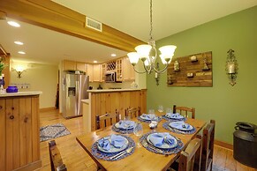 Hike On-site: Gem w/ Deck & Views in Burnsville