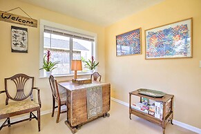 Waldport Townhome w/ Dog Run on Alsea Bay!