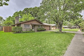 1 Mi to University of Texas: Home in Richardson!