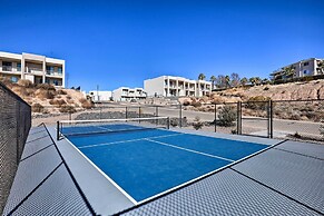 Sunny Resort Townhome + Balcony & Pool Access