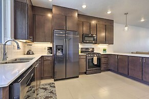 Sunny Resort Townhome + Balcony & Pool Access