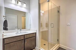 Sunny Resort Townhome + Balcony & Pool Access