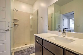 Sunny Resort Townhome + Balcony & Pool Access