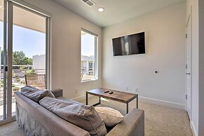 Sunny Resort Townhome + Balcony & Pool Access