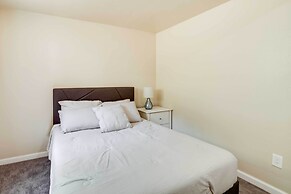 Unique Castro Valley House 30 Mi to San Fran!